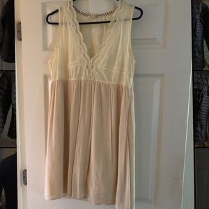 Long Sleeveless Shirt